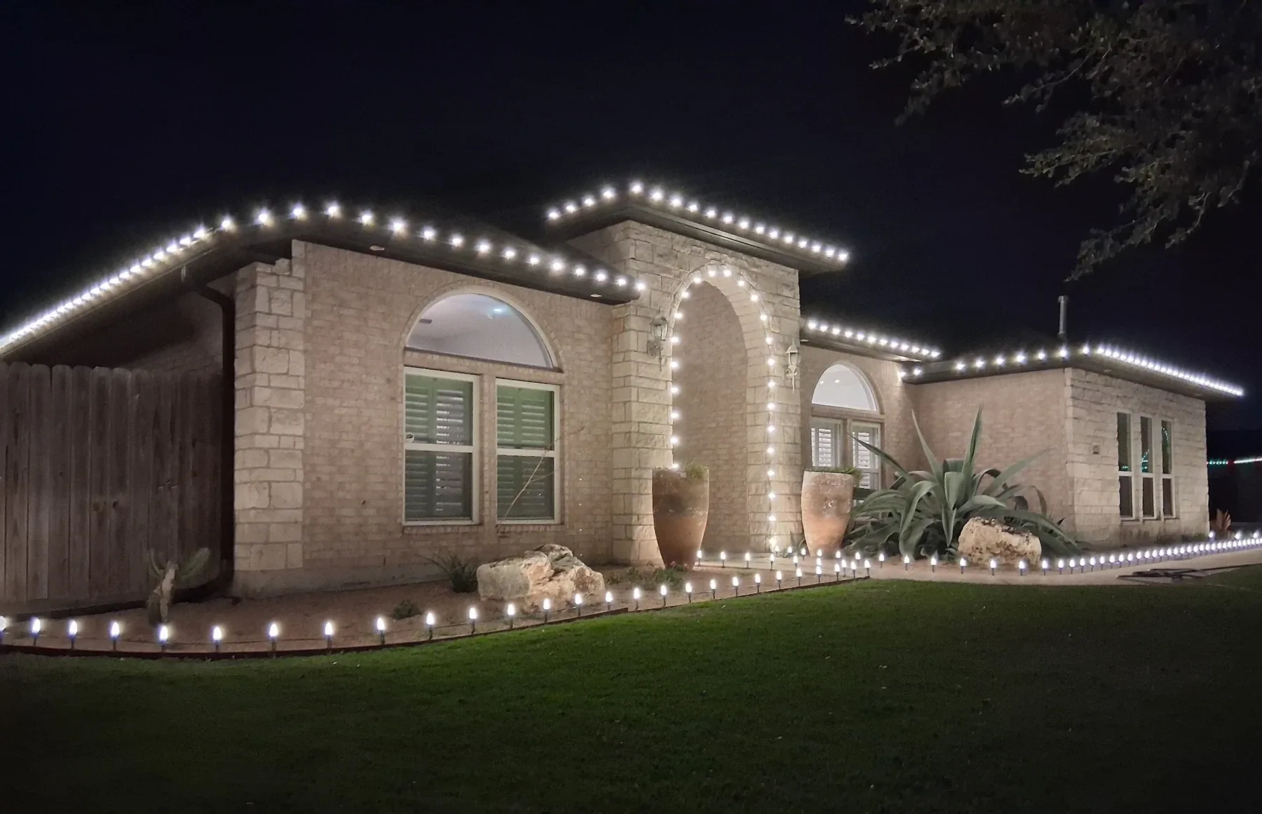 Permanent Architectural Lighting — Side View in the Corpus Christi area